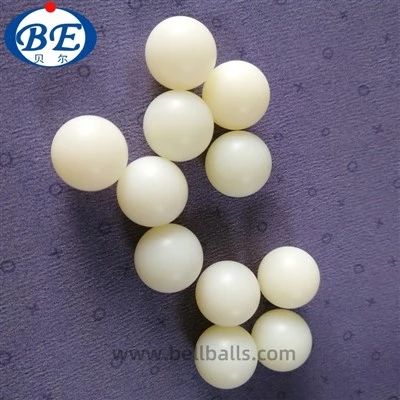 Bolas de nylon con rodamiento